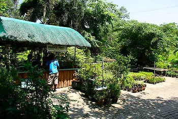 Hotel Paradise Ranch Eco Tourism Park Mabalacat