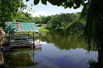 Paradise Ranch Eco Tourism Park Mabalacat 2*,  Philippines