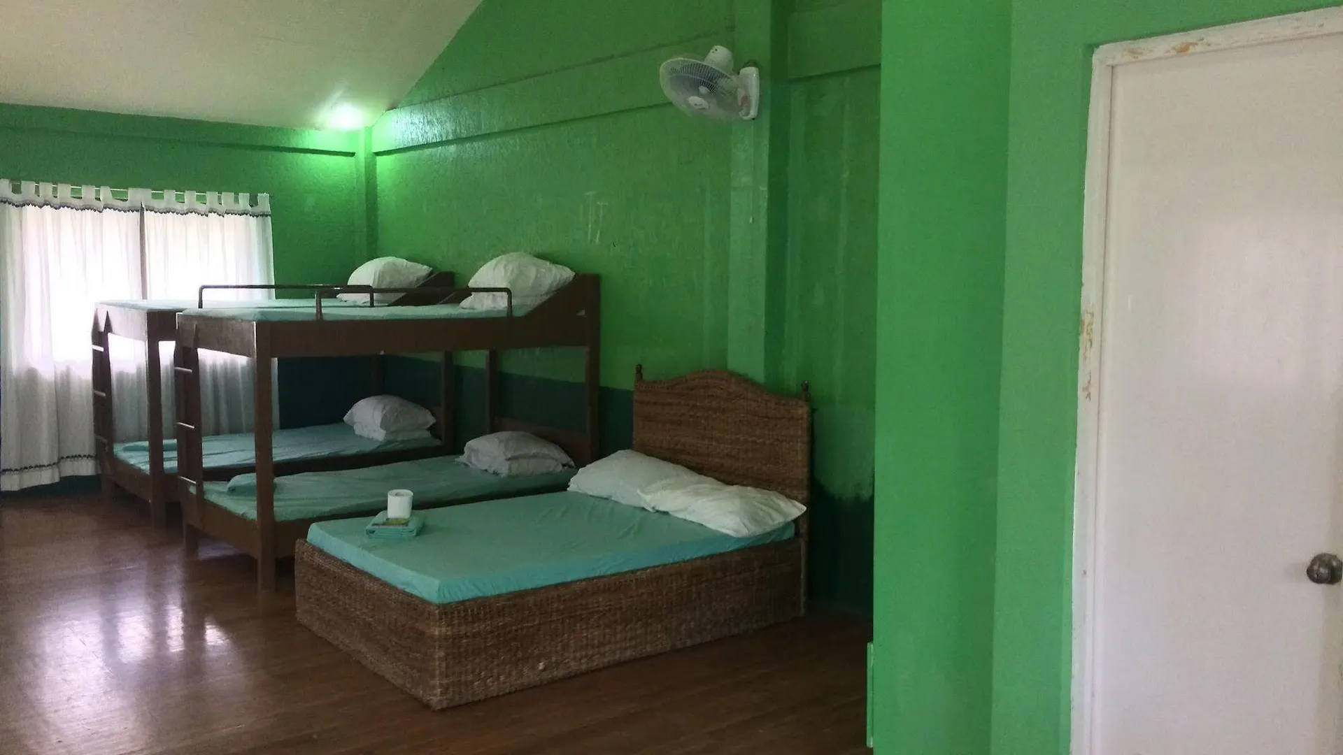 Paradise Ranch Eco Tourism Park Mabalacat Hotel