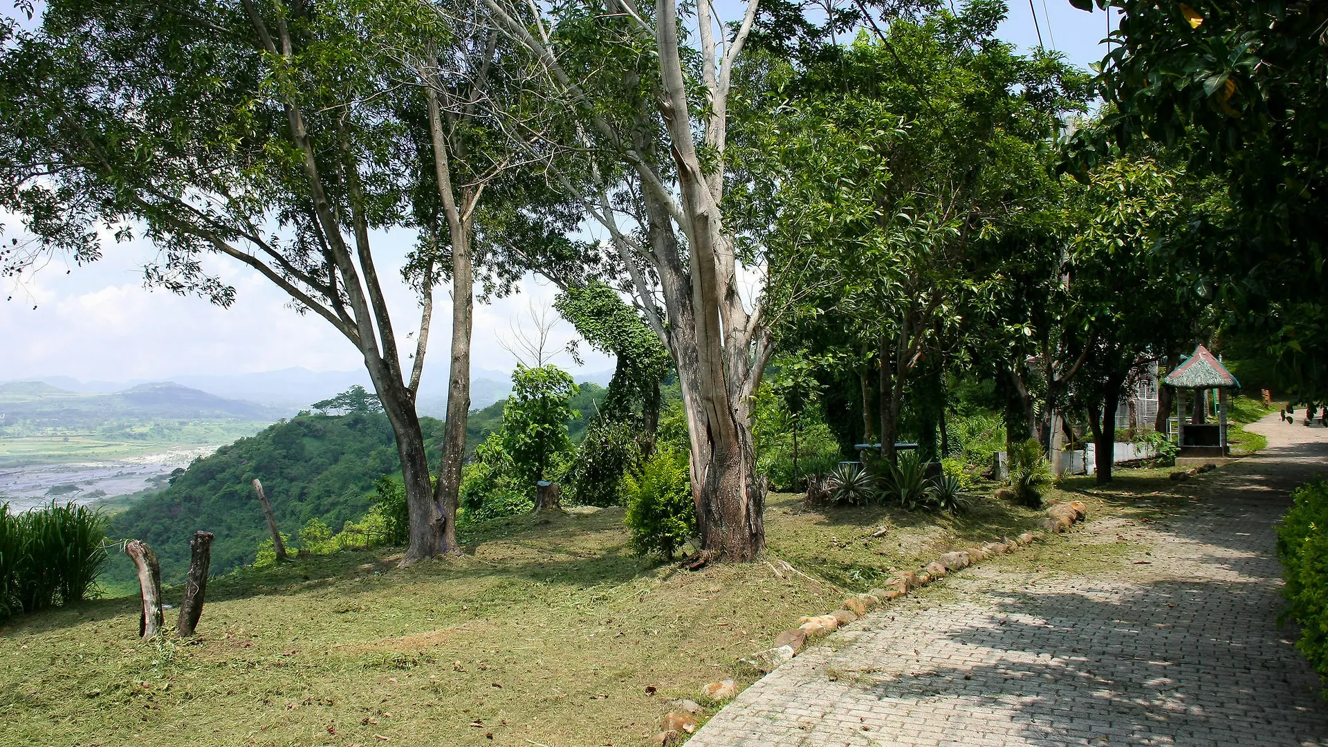 ** Hotel Paradise Ranch Eco Tourism Park Mabalacat Philippines