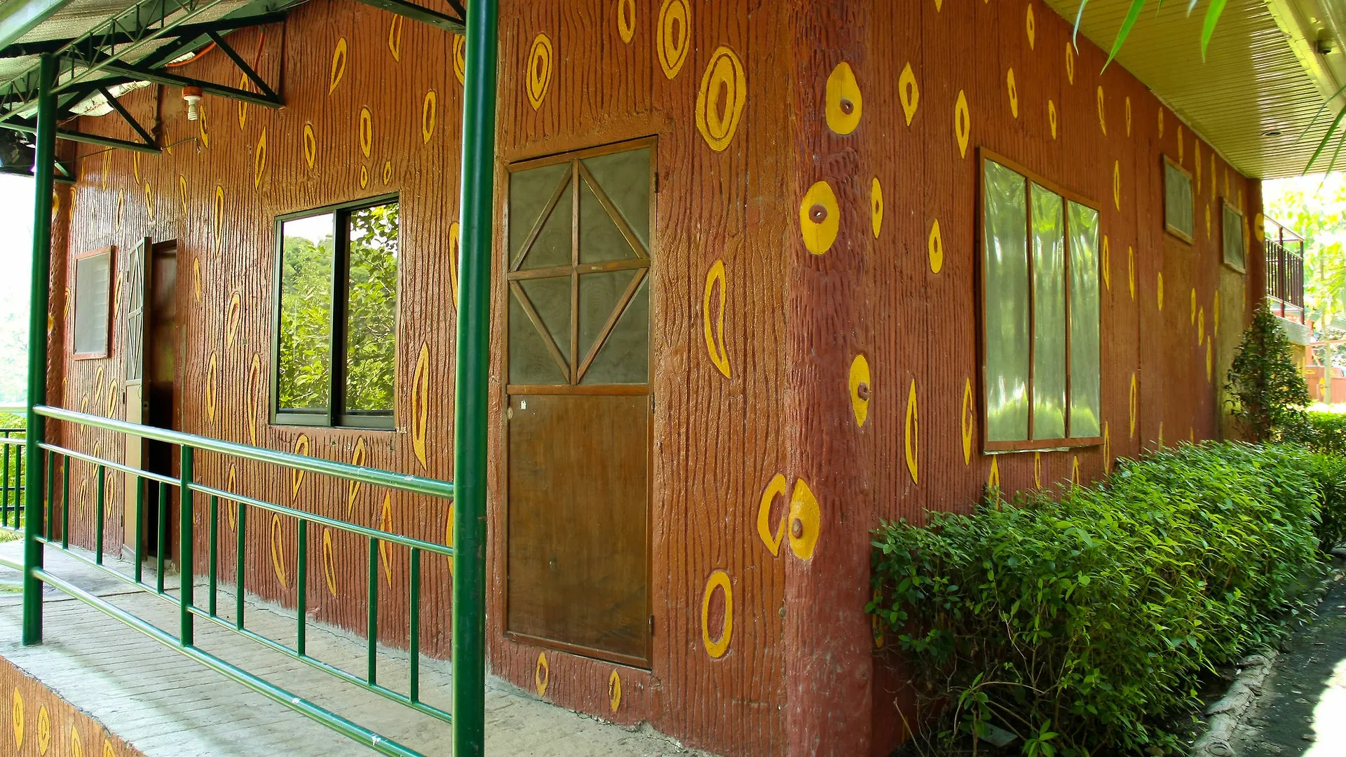 Paradise Ranch Eco Tourism Park Mabalacat Hotel